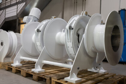 Teknologisk revolution i havnen: Elektriske og hydrauliske ankerspil i fokus