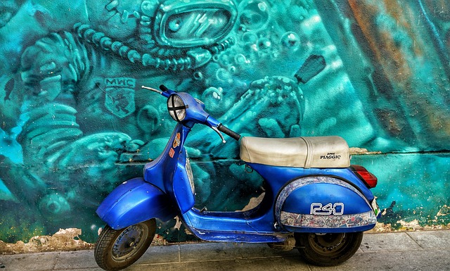 Sådan finder du den bedste knallertforsikring til unge