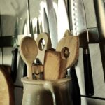 Knivholder og knivliste: Hvordan vælger du den rigtige løsning til dit køkken?