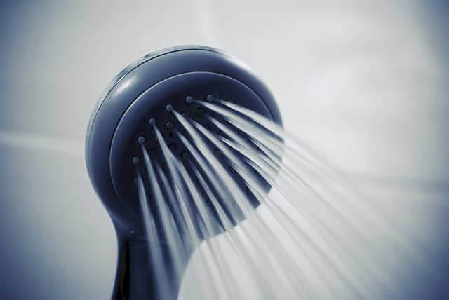 Spar vand og energi med intelligente badeværelsesarmaturer