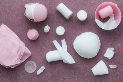 Sådan bruger du en Tampax Menstruationskop – En trin-for-trin guide